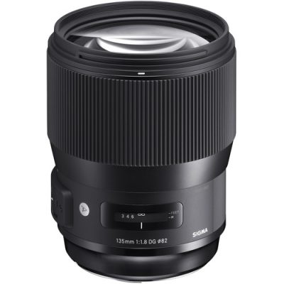 لنز سیگما برای کنون Sigma 135mm f1.8 for Canon