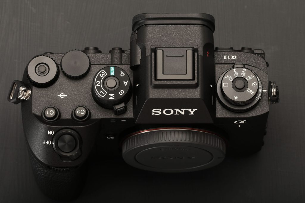 بررسی اولیه دوربین دیجیتال عکاسی Sony a1 II