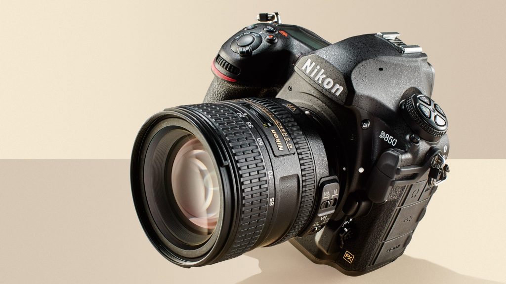 بهترین دوربین‌های DSLR در سال ۲۰۲۴