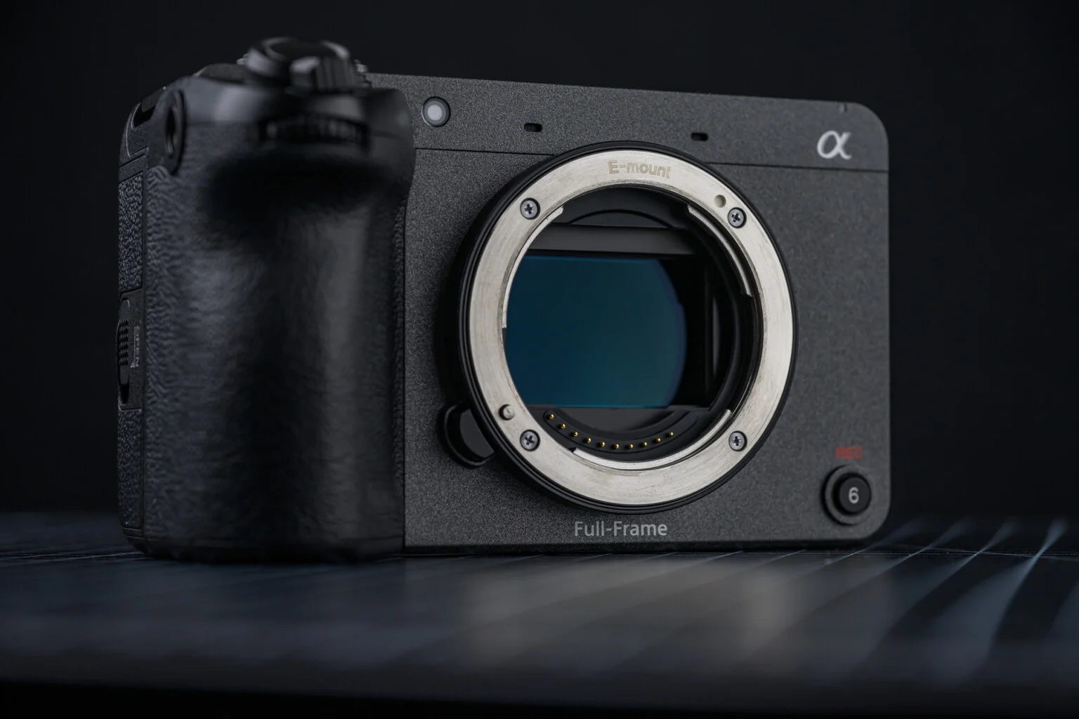 دوربین جدید سونی Sony FX2 (ارزیابی 0 تا 100)